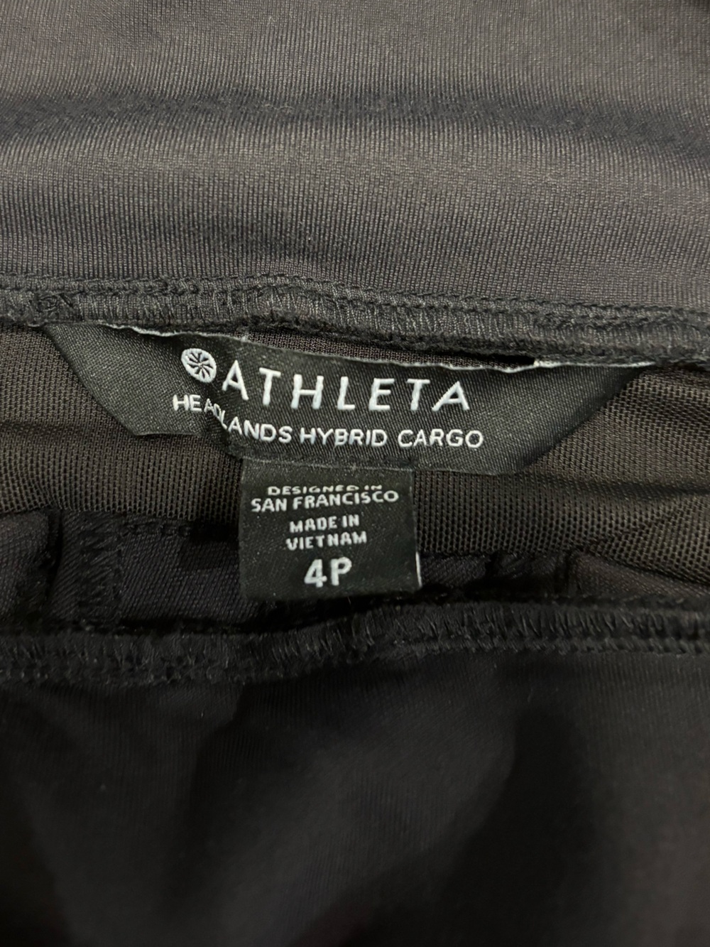 Athleta Headlands Hybrid Cargo Tight High Rise Hiking Pants Black 353474 - Picture 4 of 6